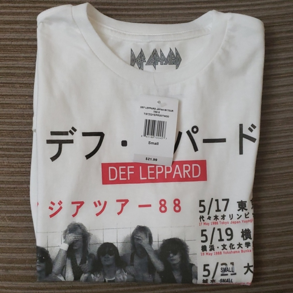 Def Leppard - Picture 3 of 3